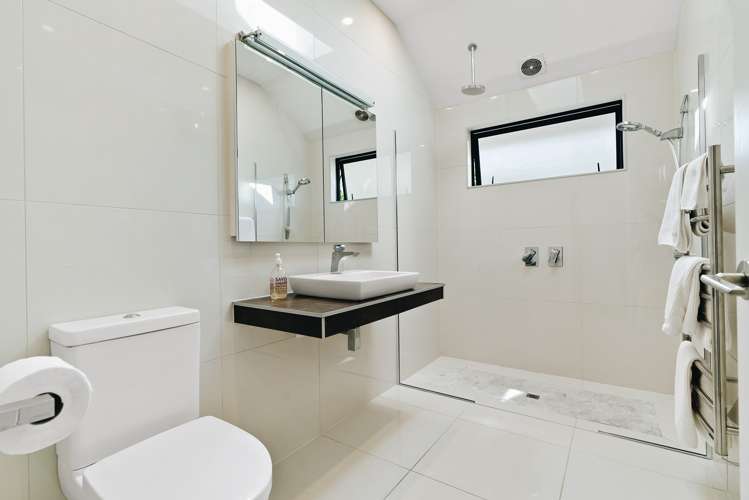 41 Mcadam Drive Jacks Point_12