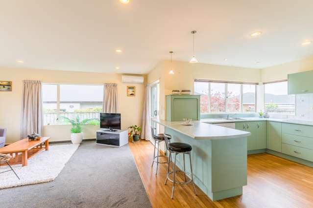 6 Rifleman Lane Paraparaumu Beach_2