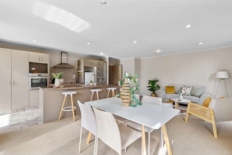 51 Parkside Drive Huntington_12