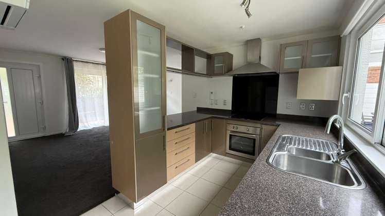 1/10 Blomfield Spa Takapuna_3