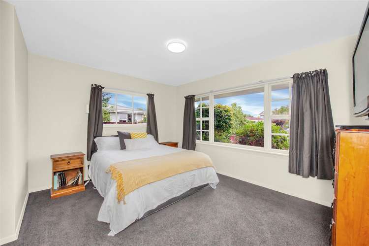 6 Birkenhead Street Avonhead_13