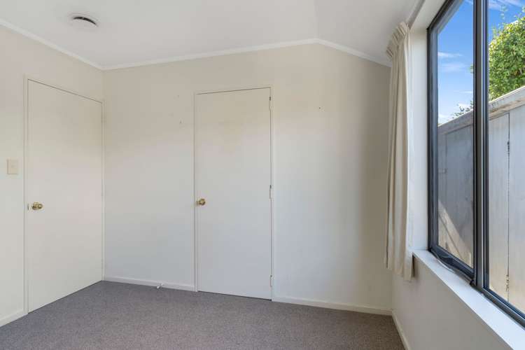 7 Wordsworth Place Stoke_16