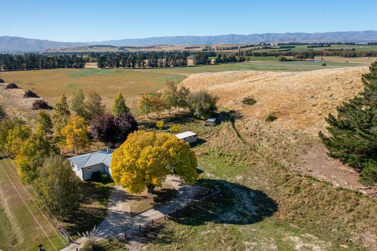 304 Saint Bathans Loop Road Omakau_19