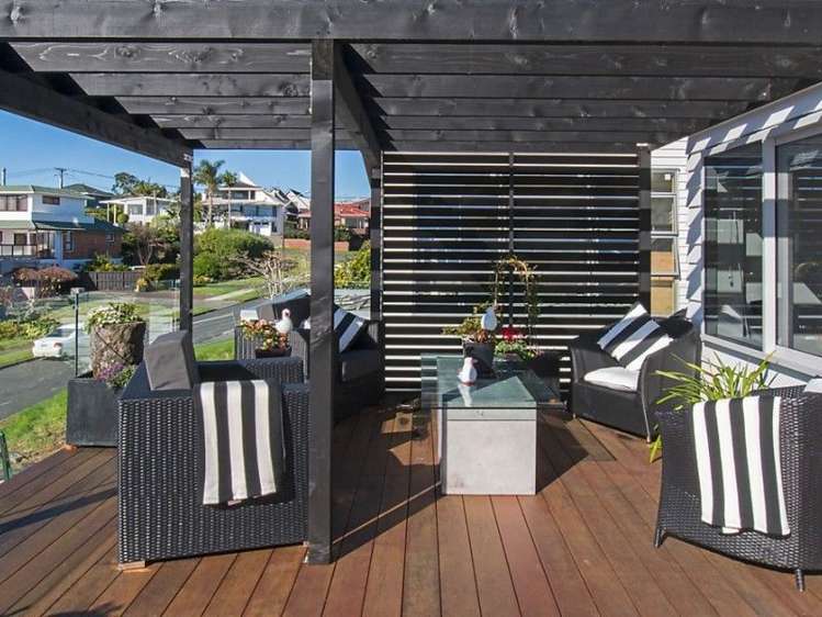 8 Te Akau Crescent Bucklands Beach_16