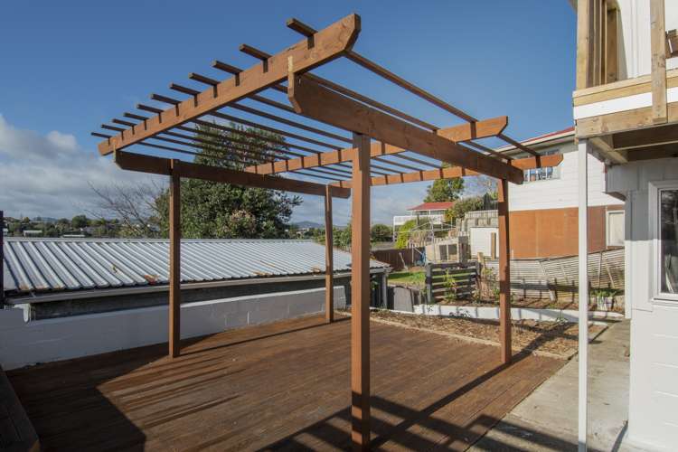 106 Coopers Road Gate Pa_12