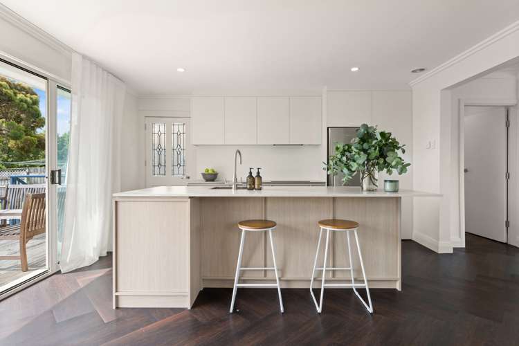 27 Chain Hills Road Chain Hills_13