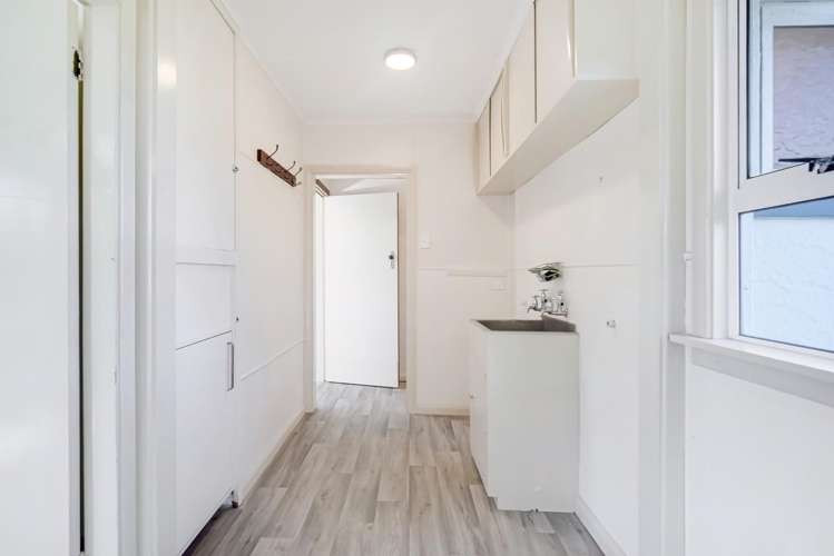 128 Clawton Street Westown_4