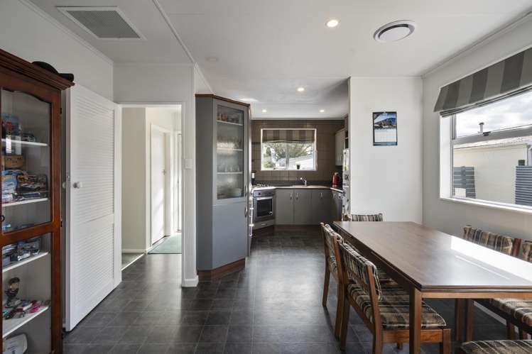 14 Dampier Avenue Awapuni_5