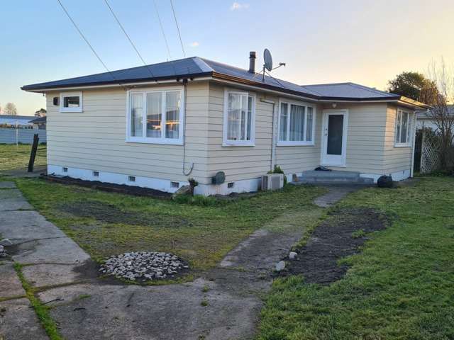 3 Bedroom Kuripuni Home - large section!