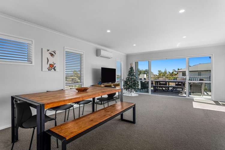 24 Ocean View Road Coastlands_1