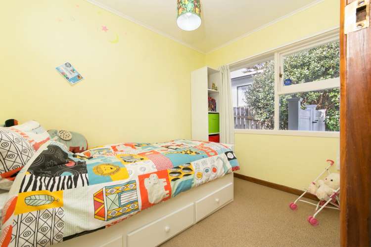 10 Derwent Crescent Titirangi_5