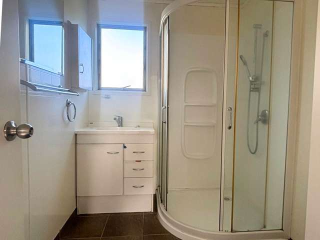 73 Great North Road Kamo_2