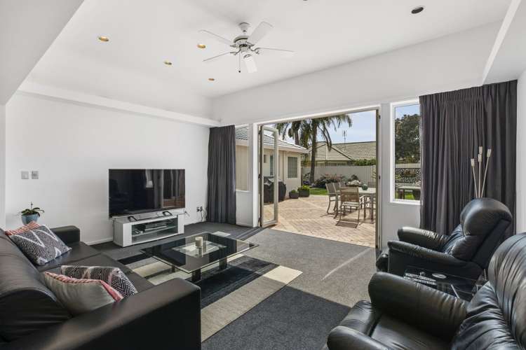 8 Glenross Drive Wattle Downs_2
