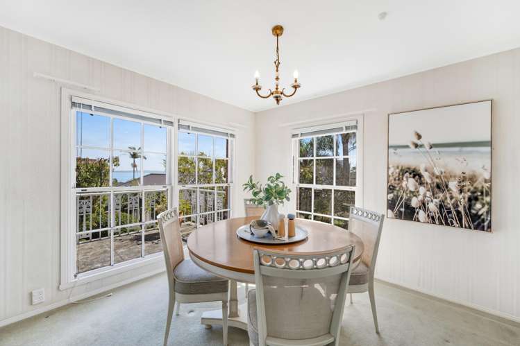 8 Pleasant Place Mellons Bay_13