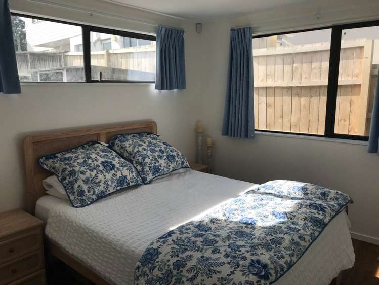 809 Whangaparaoa Road Manly_1