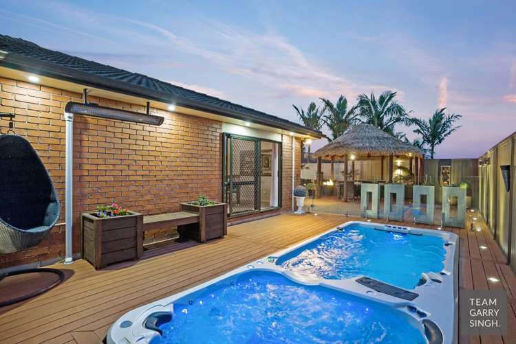 26 Castlehill Court Wattle Downs_13