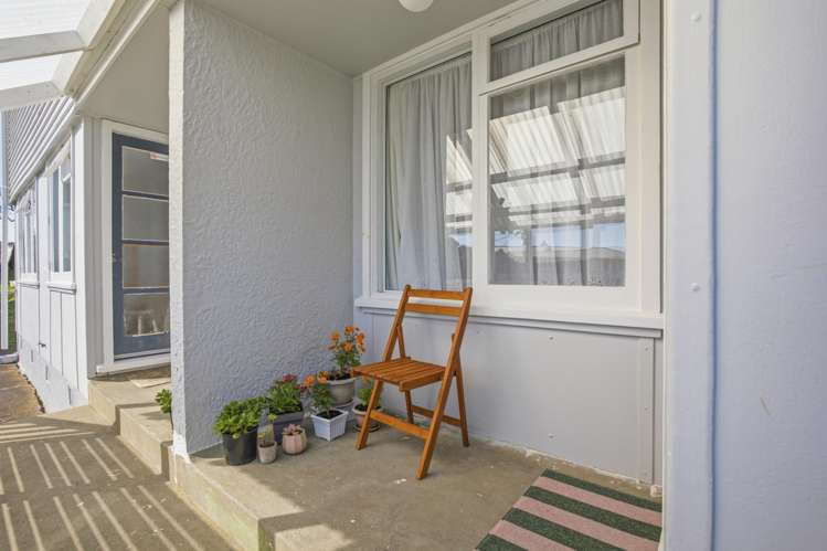 8A - 8B Devon Place Cannons Creek_3