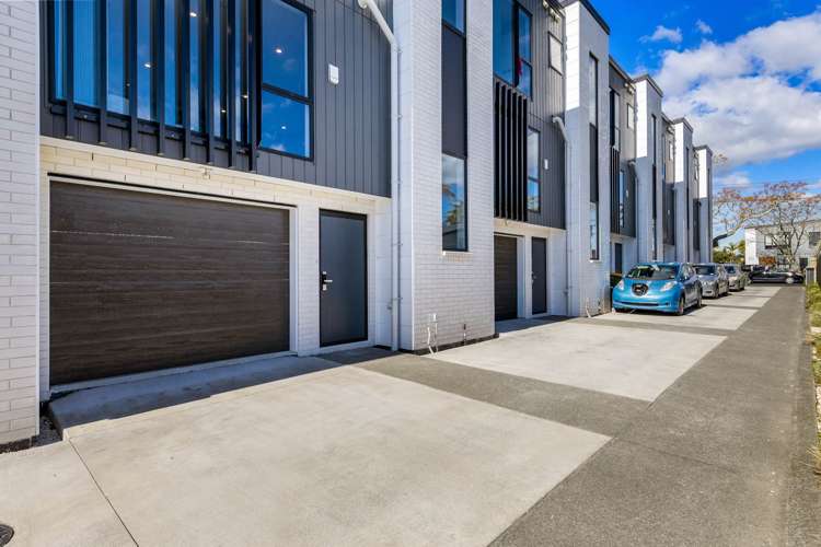 5/84 Kings Road Panmure_16