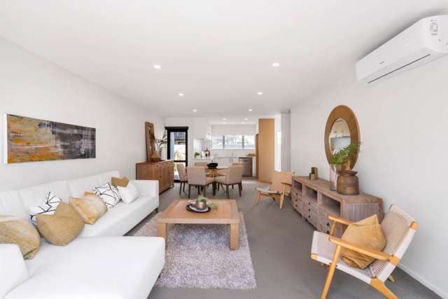 34C Waddell Avenue Pt England_2