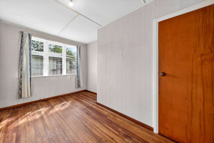 281 High Street Solway_17