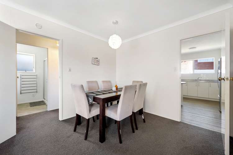 2/42 Luton Avenue Sunnyhills_4