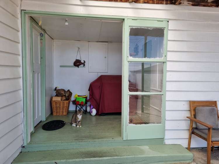 19 Herbert Street Riverton_11