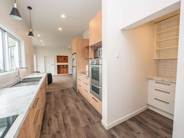 24 Dundonald Street Tainui_3