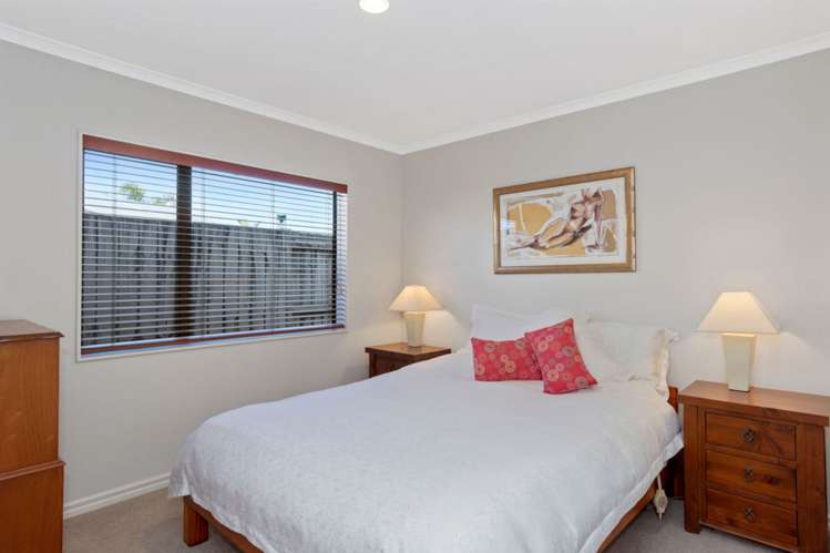 36 Oriental Parade Papamoa_13