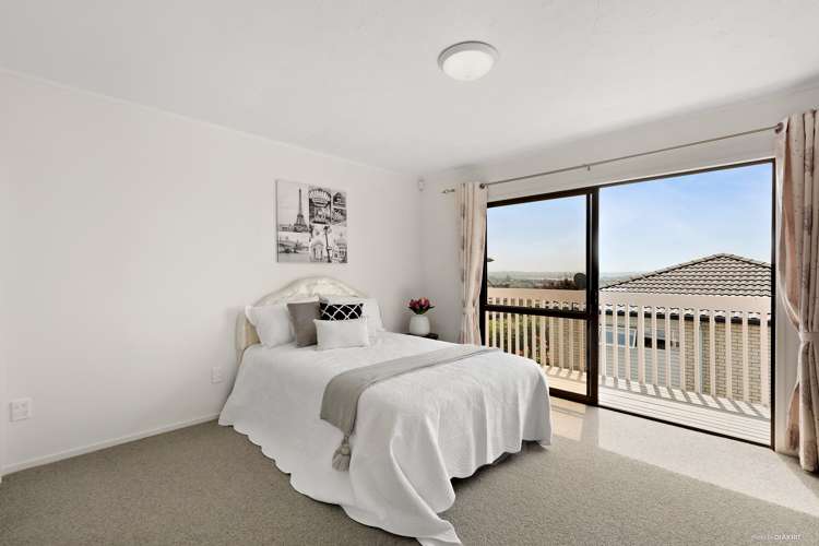 79 Bradbury Road Botany Downs_12