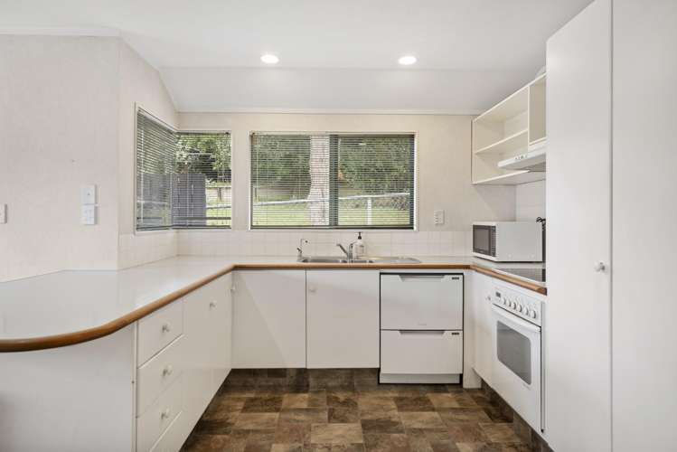 144B Bellevue Road Brookfield_5