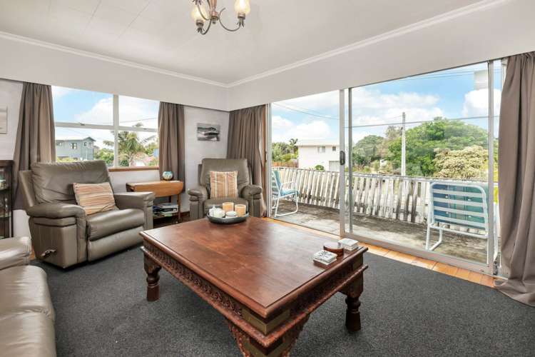 18 Slako Crescent Ruakaka_8