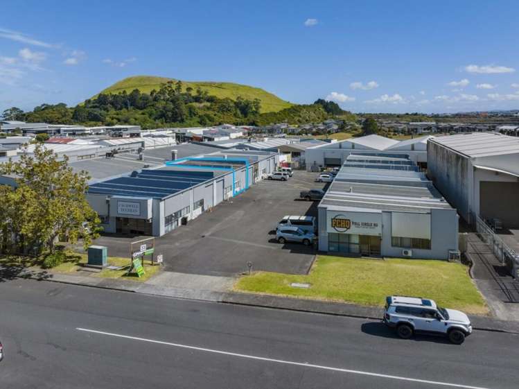 Unit 8, 33 Elizabeth Knox Place Saint Johns_12