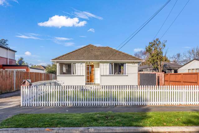 Mid-Century Charm in Shirley