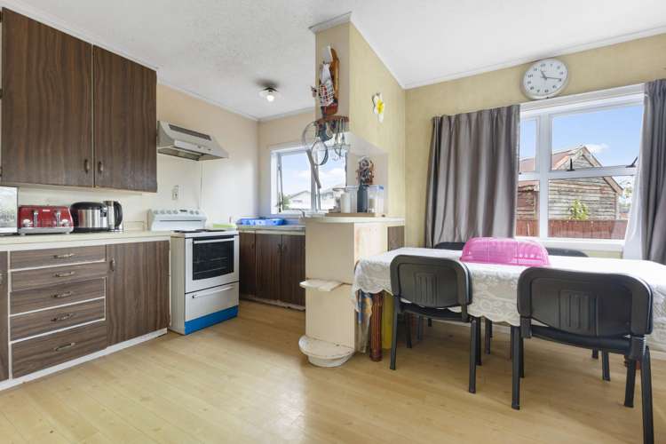 76 Hallberry Road Mangere East_9