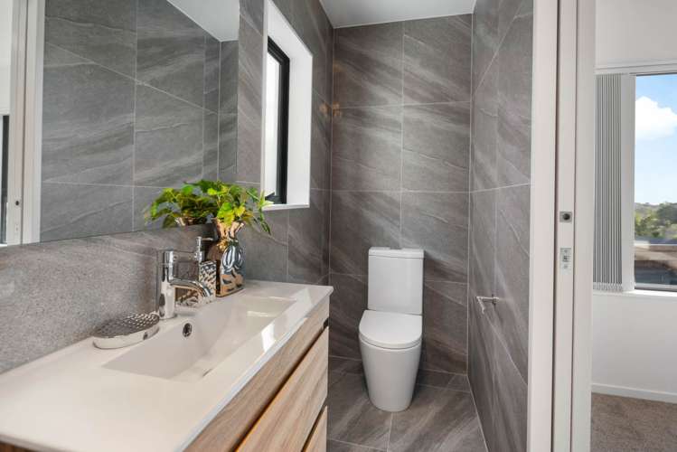 2b Robin Lane Browns Bay_15