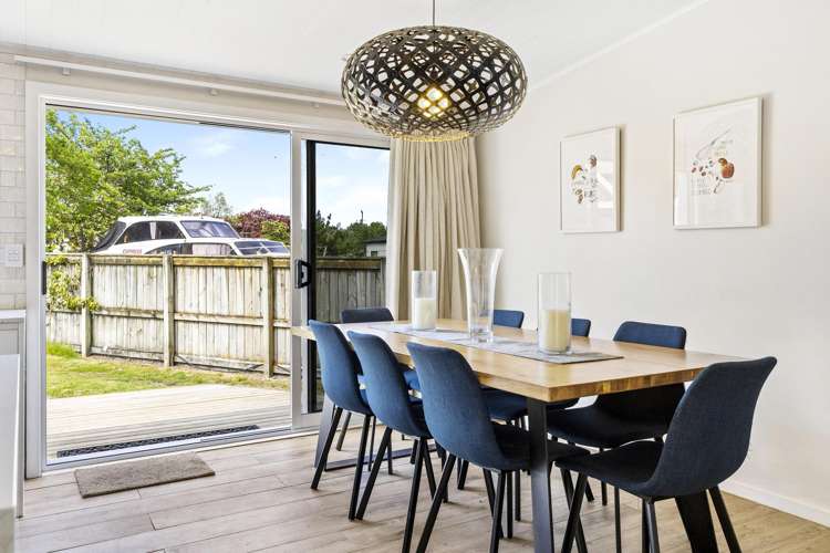 4 Kathleen Place Rainbow Point_9