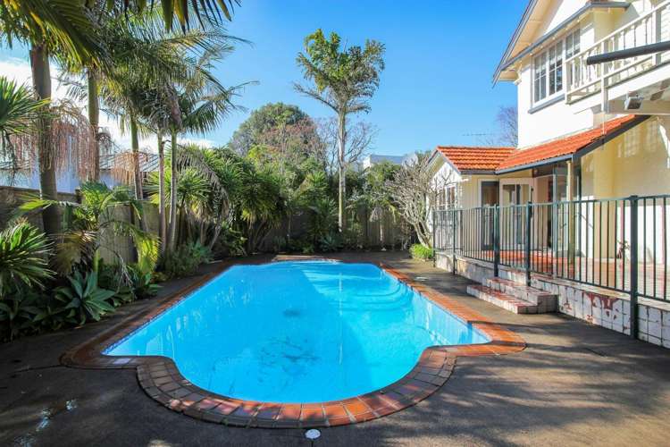 256 Lake Road Hauraki_2