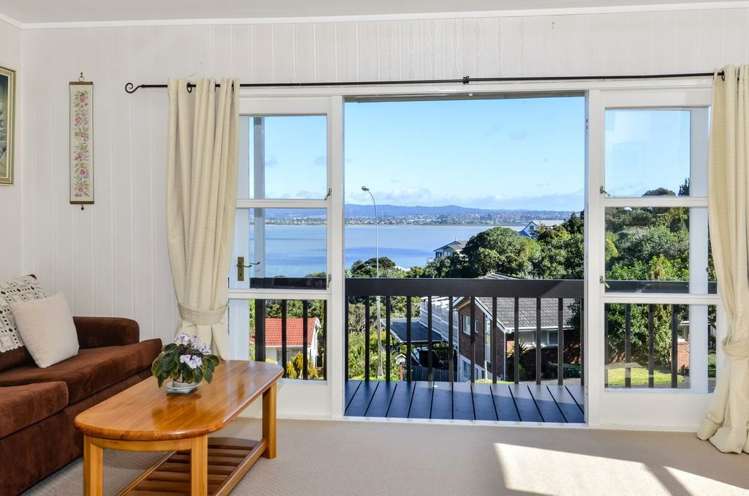 74 Hadfield Street Beach Haven_3