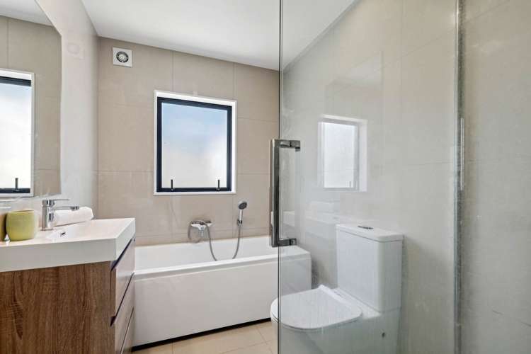 10a Woodall Place Totara Vale_12