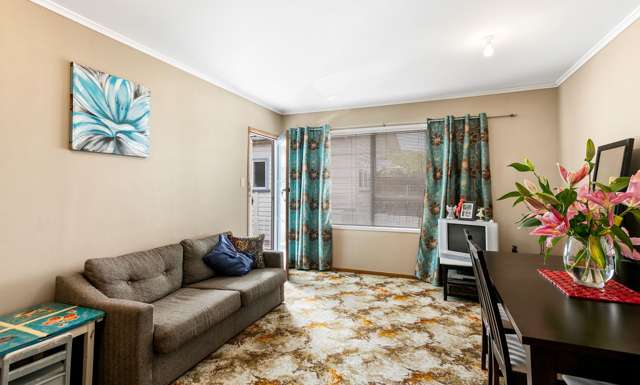 2/54 Titirangi Road New Lynn_3