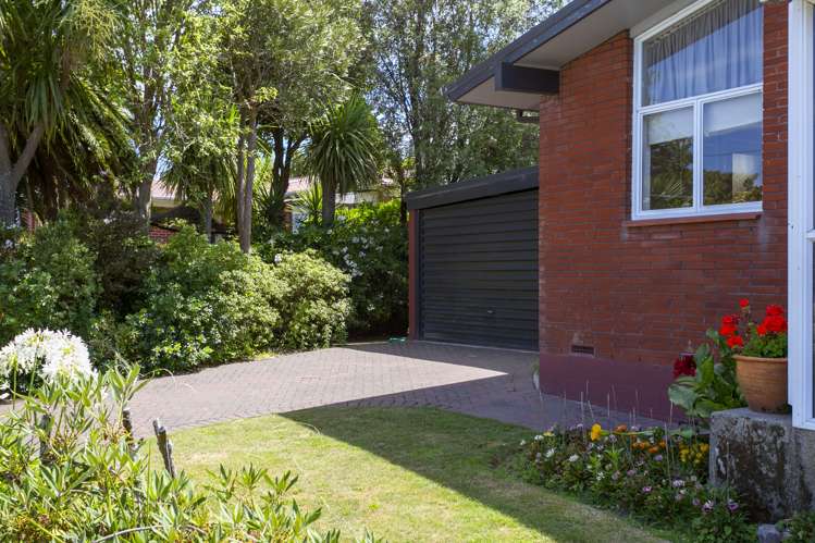 60 Whakaipo Avenue Taupo_18