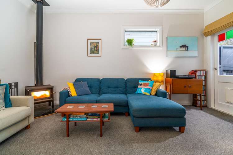 187 Queens Drive Lyall Bay_8