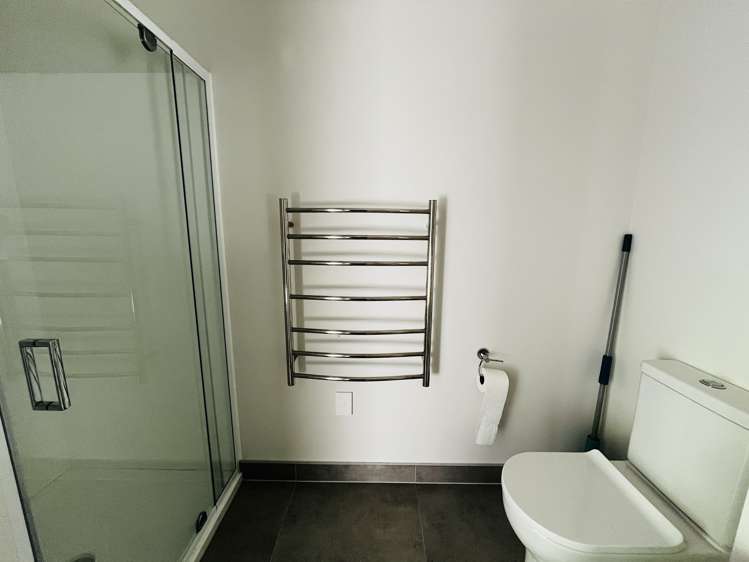 9/3234 Great North Road New Lynn_10