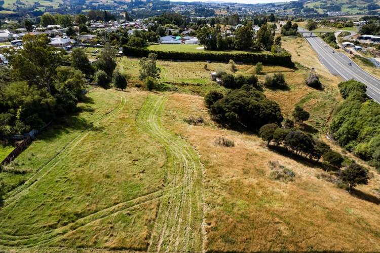 127A Main Road Fairfield_16