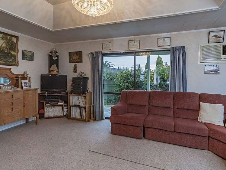 28 Aldinga Avenue Stoke_2