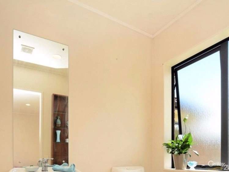 18 Ballydonegan Rise East Tamaki_24