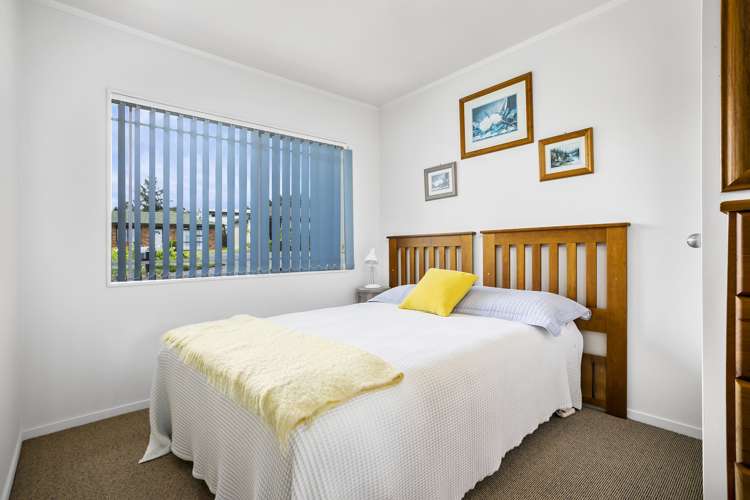 52 Bodi Place Te Atatu South_16