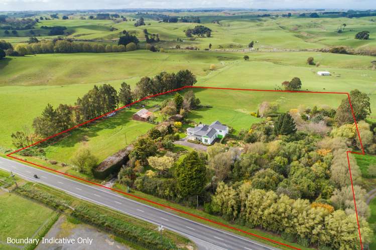 800 Halcombe Road Halcombe_1