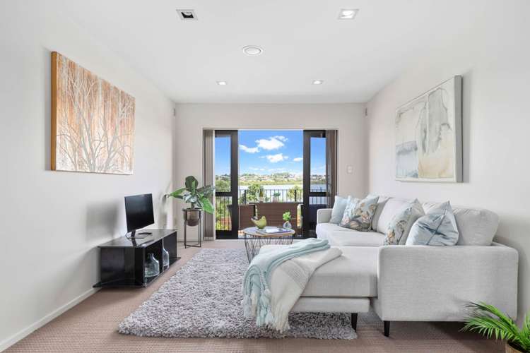 8 Elie Place Wattle Downs_5