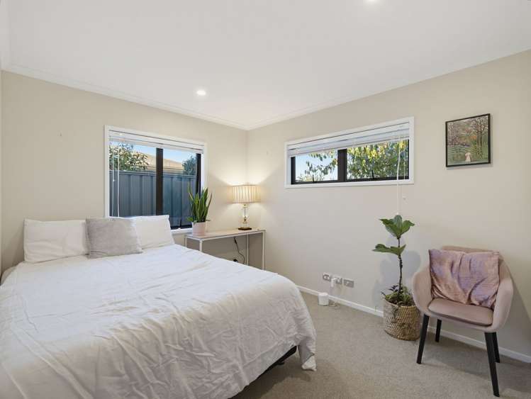 4 Drake Crescent Awatoto_13